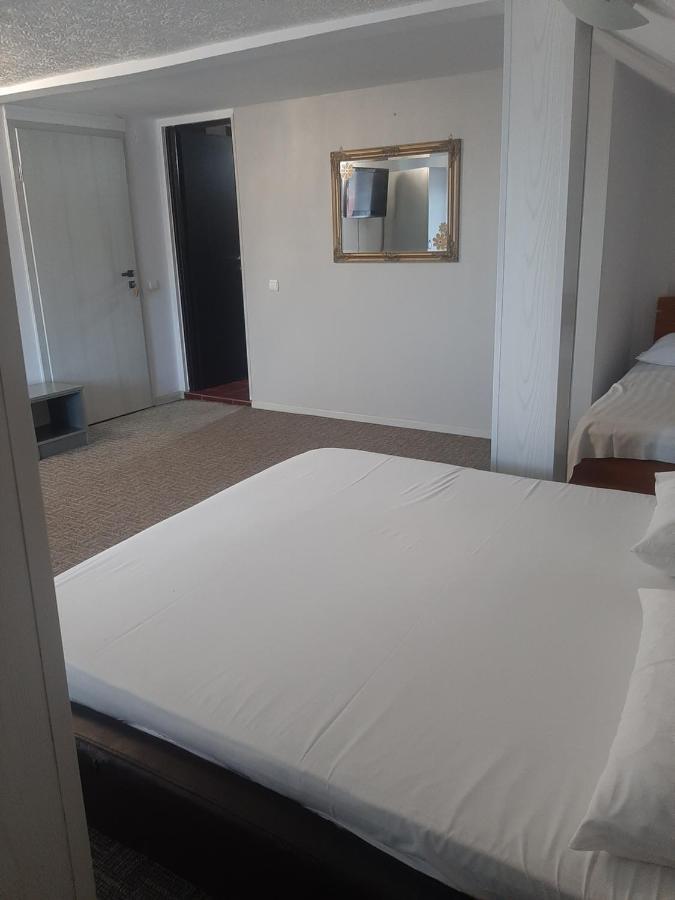 Casa Anemyra Hotel Négyfalu Kültér fotó