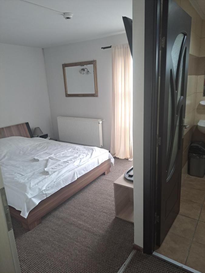 Casa Anemyra Hotel Négyfalu Kültér fotó