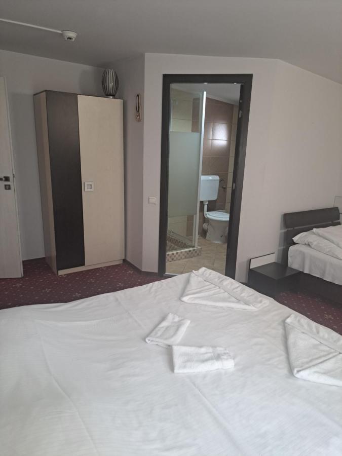 Casa Anemyra Hotel Négyfalu Kültér fotó