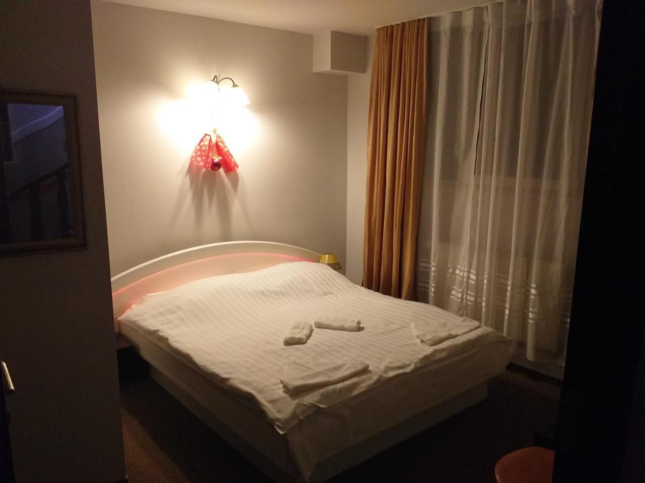 Casa Anemyra Hotel Négyfalu Kültér fotó