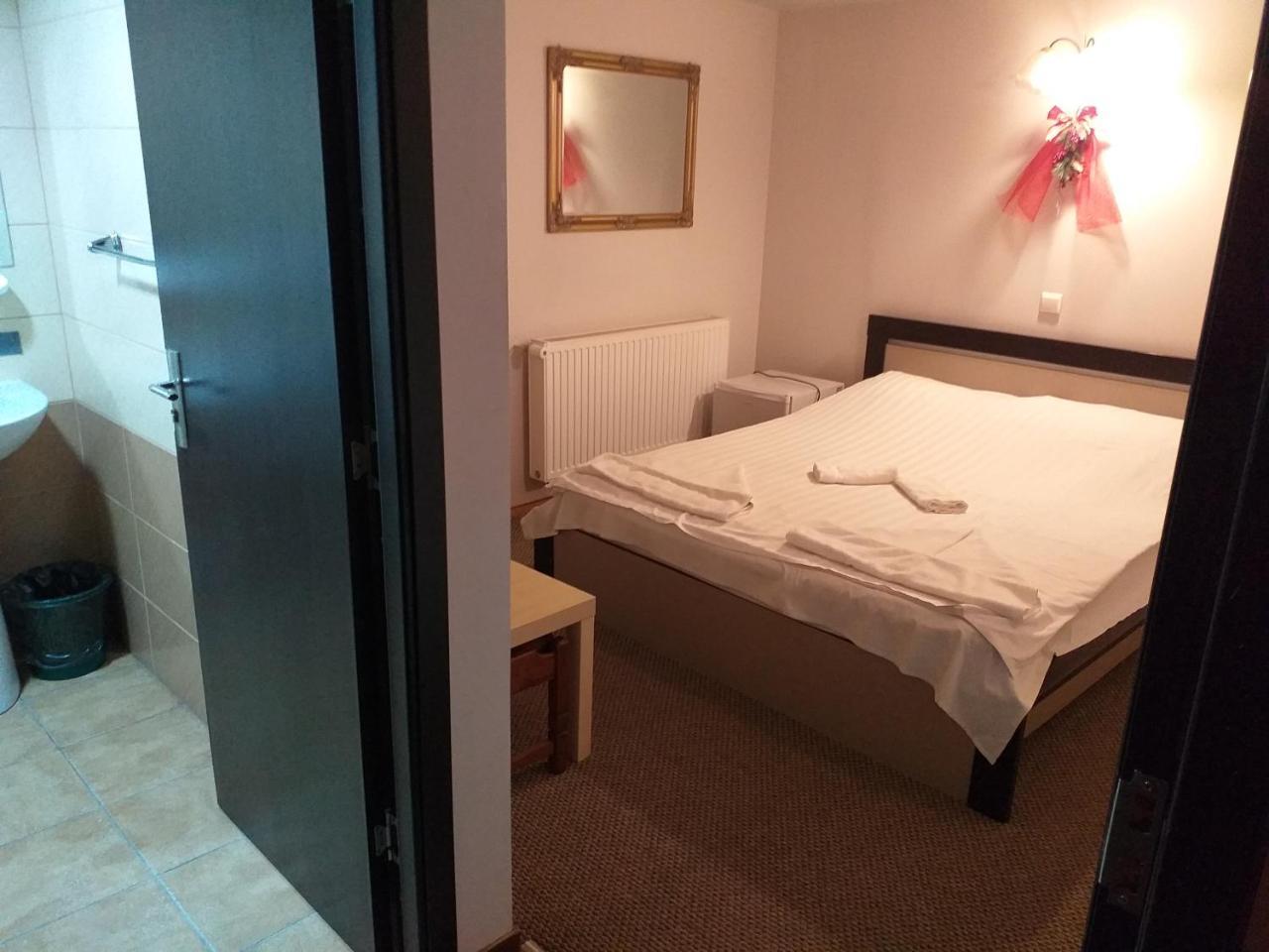 Casa Anemyra Hotel Négyfalu Kültér fotó