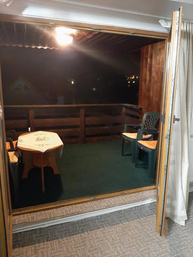 Casa Anemyra Hotel Négyfalu Kültér fotó